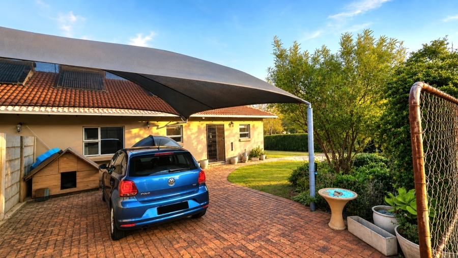 To Let 3 Bedroom Property for Rent in Melodie North West